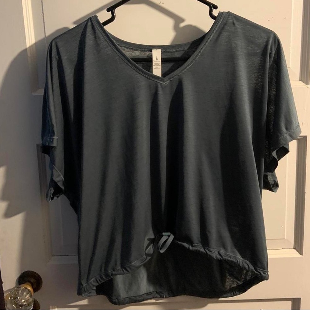 Lululemon Athletica Tshirt